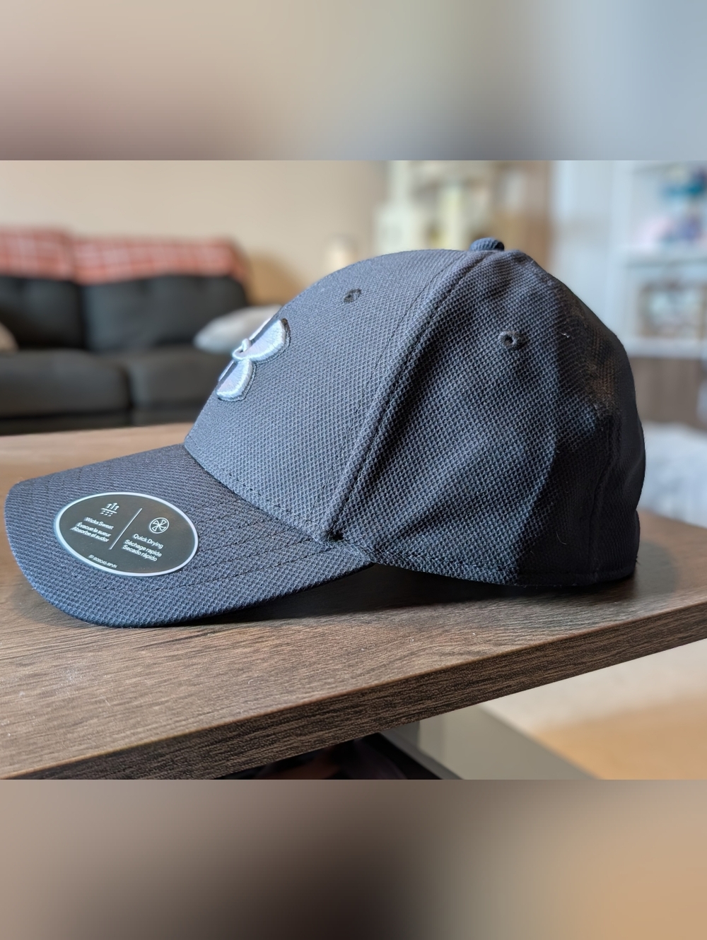Under Armour Men’s Classic Fit Baseball Cap - Bundle Of 2 Black & Light Gray. - Picture 6 of 9